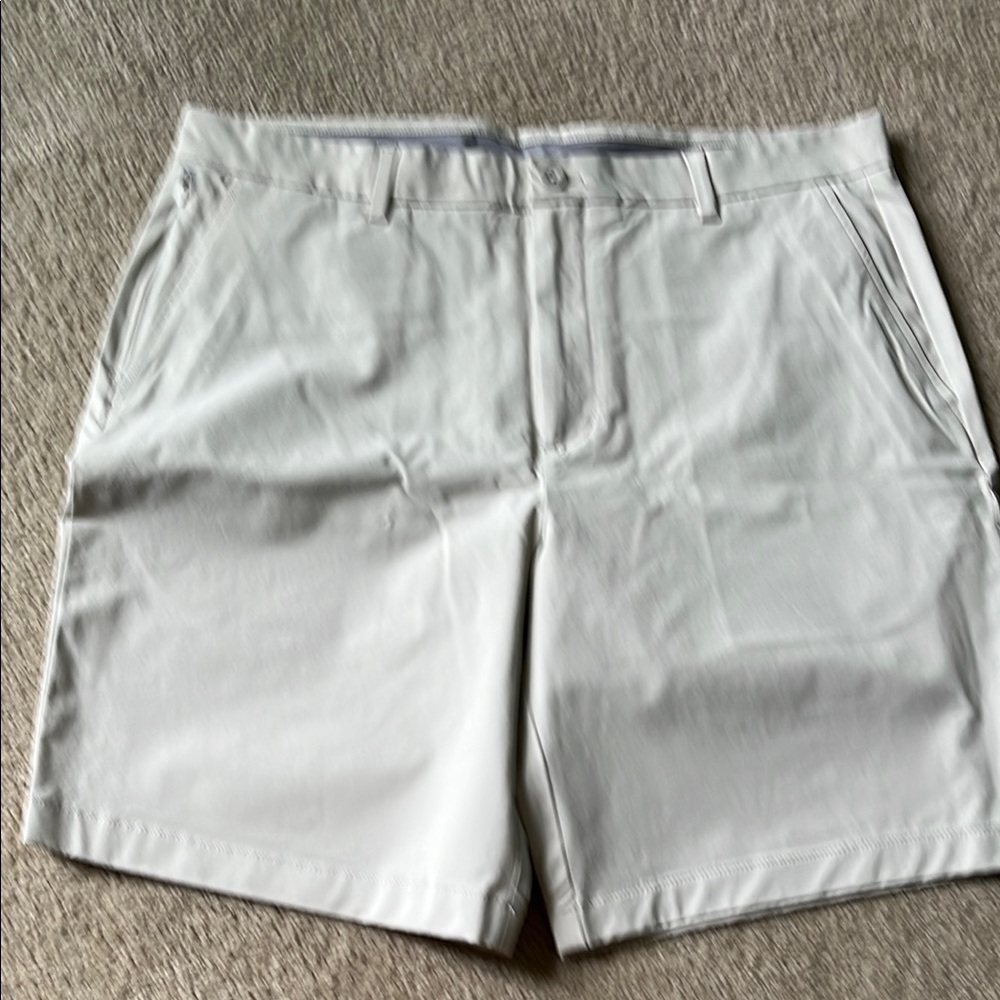 Vineyard Vines Light KhakiFlat Front Shorts
